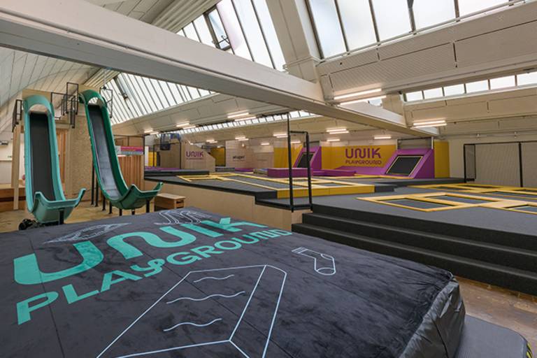 UNIK Playground, Halle de sports - Berne image2