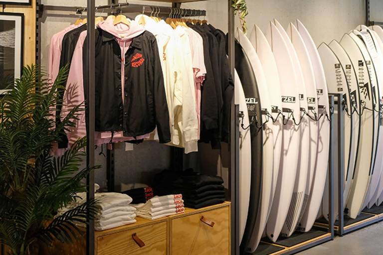 Alaïa Boutique & Shop - Sion image2