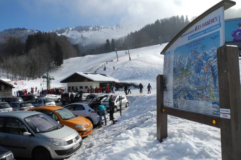 Aire de stationnement - camping-car du Bois Noir image1