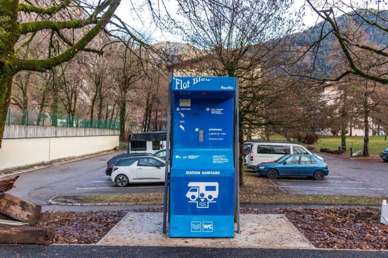 Aire de service sans stationnement - Rue Saint-Blaise image1