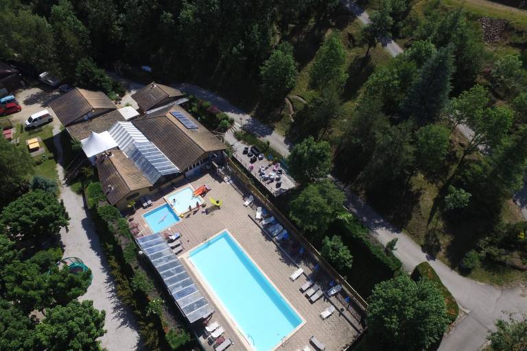 Camping "Ushuaia Villages" l’Oasis image2