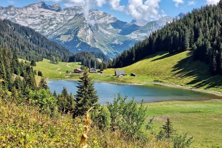 Refuge du lac de Gers image1