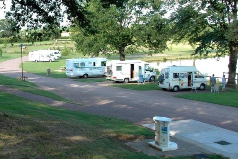 Aire d'accueil et de services image1