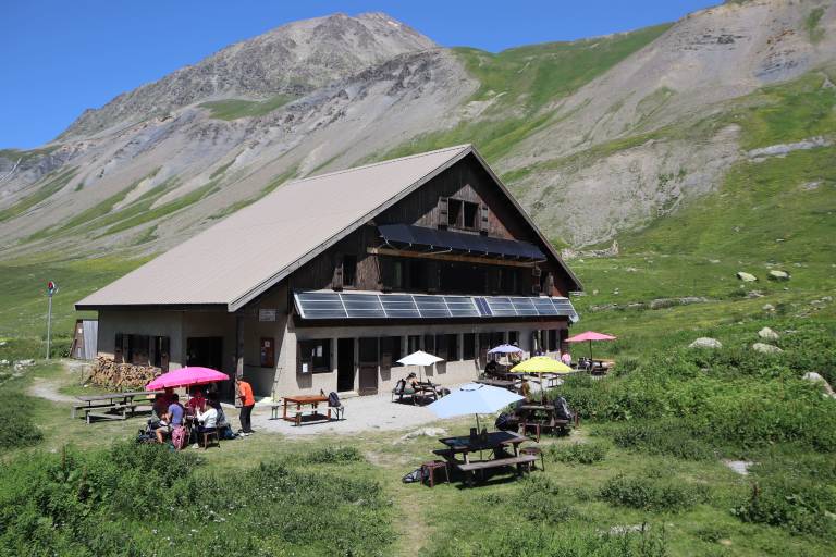 Refuge de l'Alpe de Villar d'Arène image2