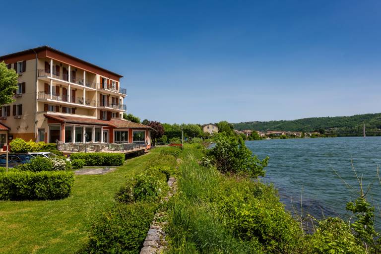 Hôtel Beau Rivage image2