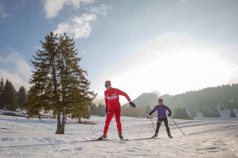 Cross-country skiing image2