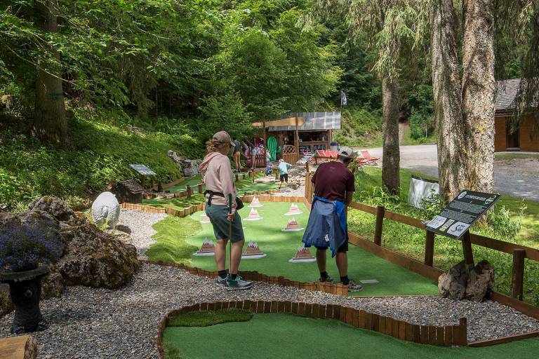 Montriond Lake Mini-Golf image1