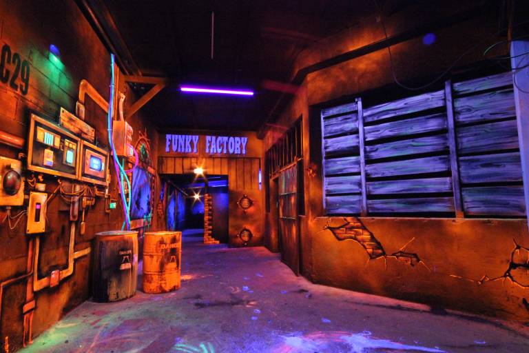 Funky Factory image2