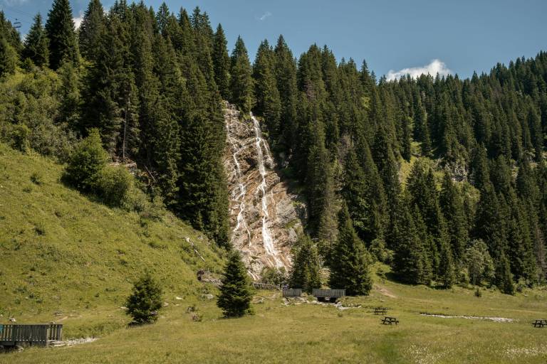 Brochaux Waterfall image2