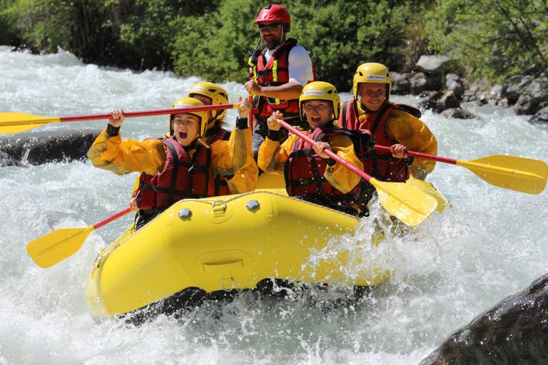 Whitewater rafting experience image1