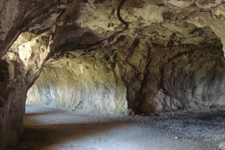 Grottes de Mandrin image1