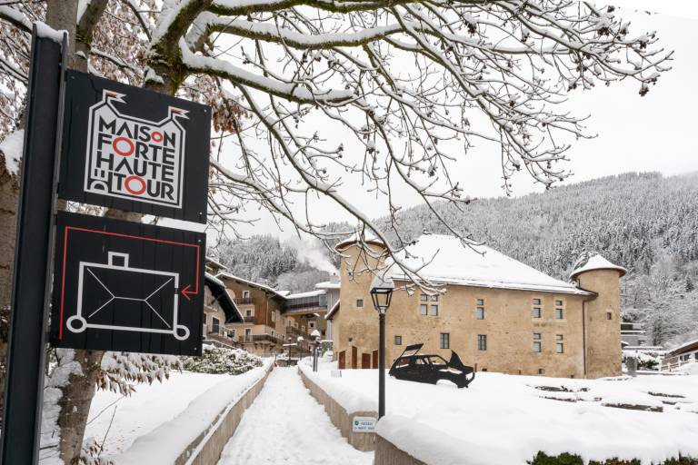 Maison Forte de Hautetour image1