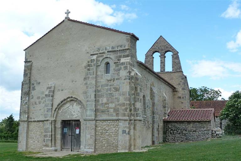 Ancienne église Saint-André de Taxat image1