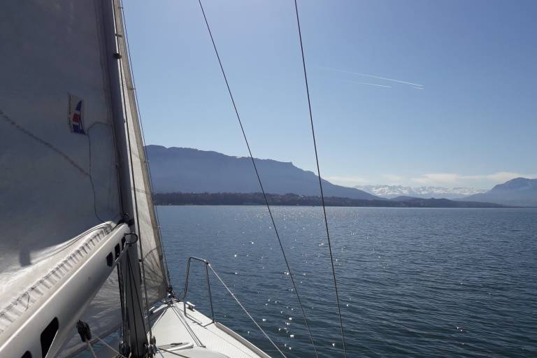 Adult sailing course Nautical Club Sail of Aix les Bains image1