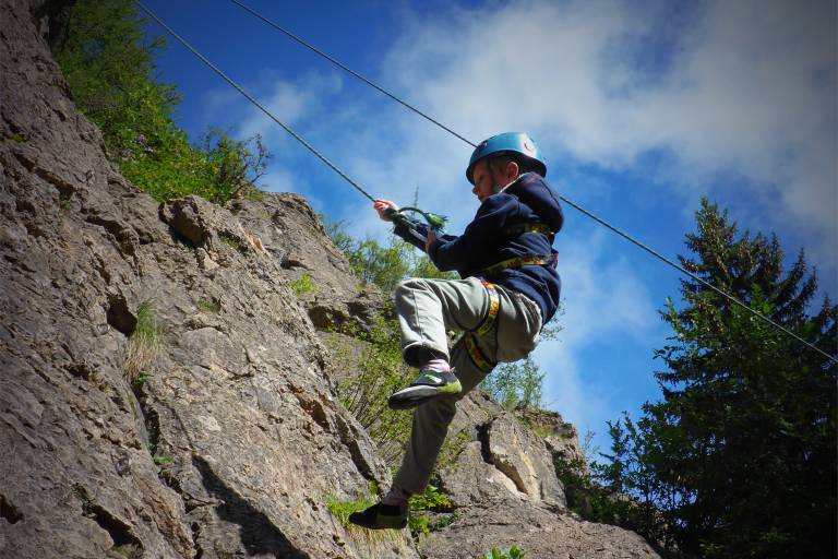 Escalade en falaise image2