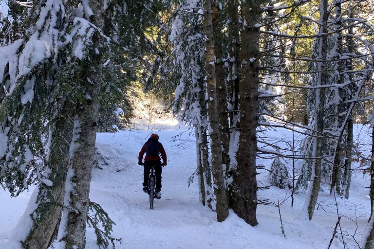 Takamaka: electric-assist bike rides with guide image2