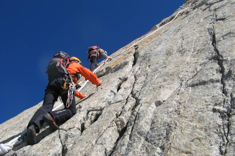 Discovery Climbing in group image1