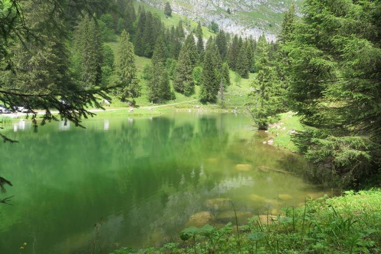 Fishing at the Fontaine lake image1
