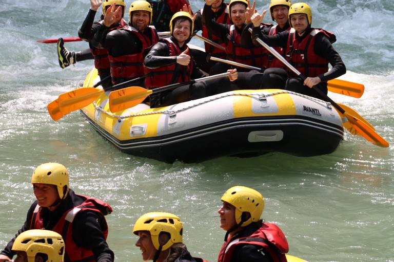 Rafting trip image2