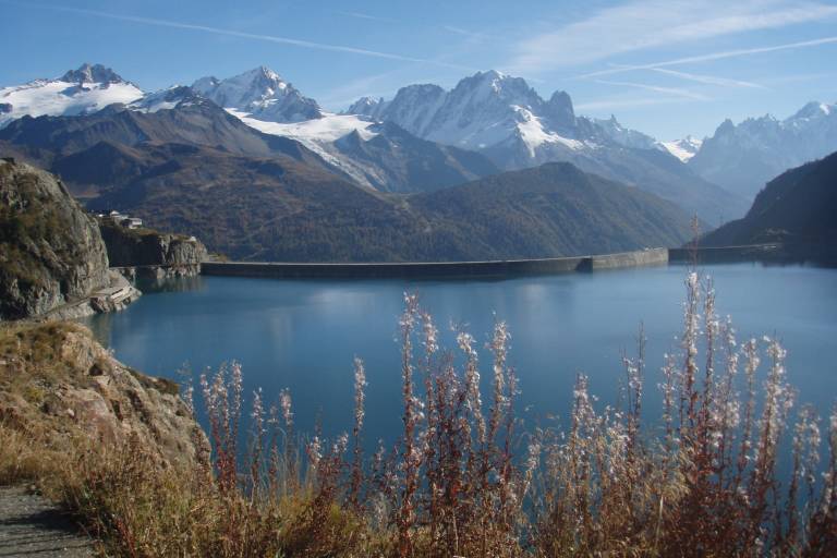Emosson Dam image1