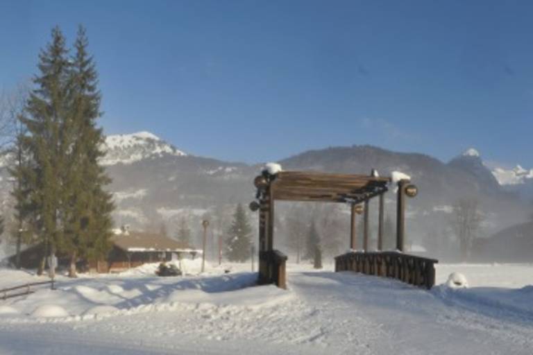 Lacs aux Dames leisure centre in winter image1