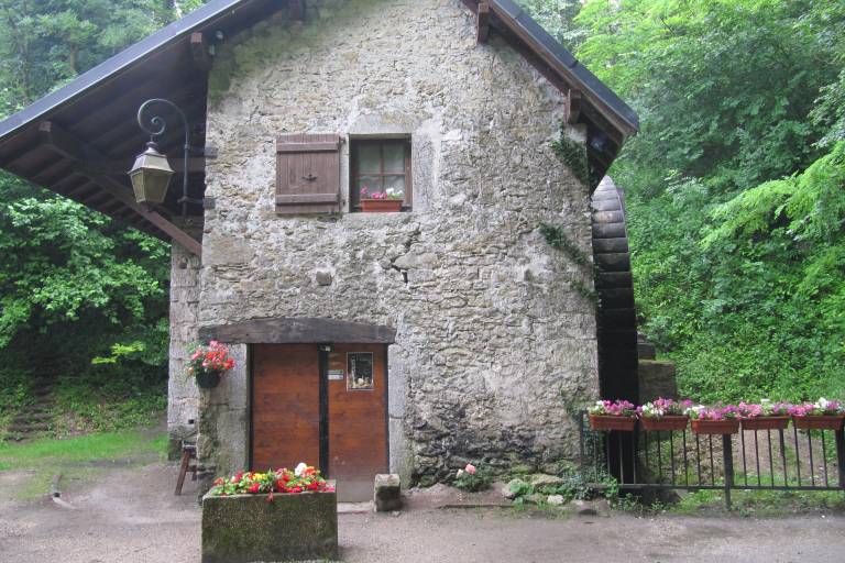 Chanaz Oil Mill image2