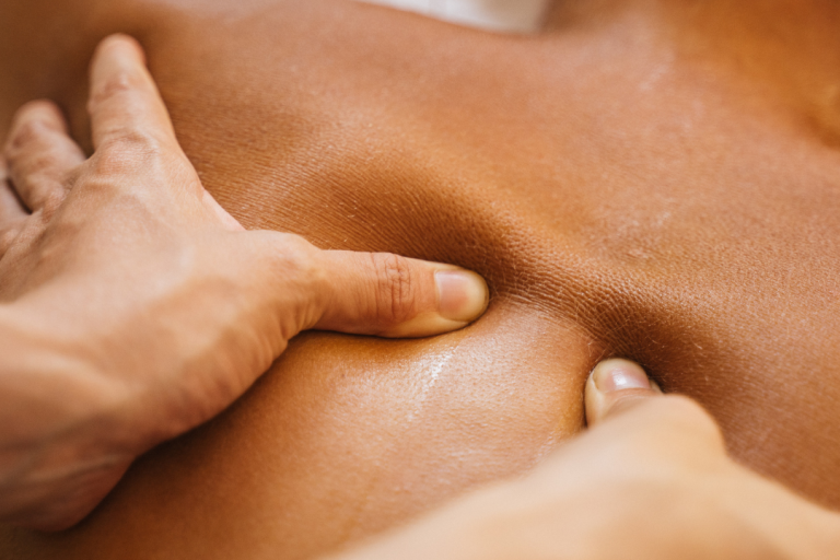 Wellbeing - Mountain Massage - Sporty and Thai image1