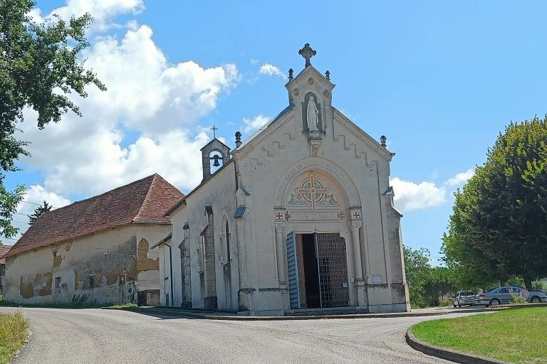 La Chapelle de Pigneux sur le Chemin de St Jacques de Compostelle image2
