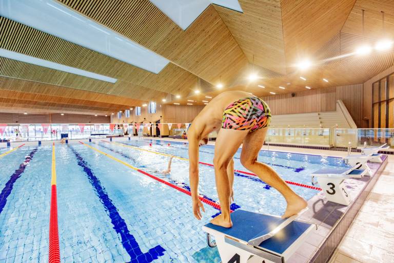 Piscine aqualudique du Stade image2