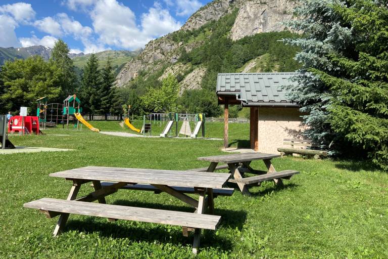 Aire de pique-nique des Plans image1