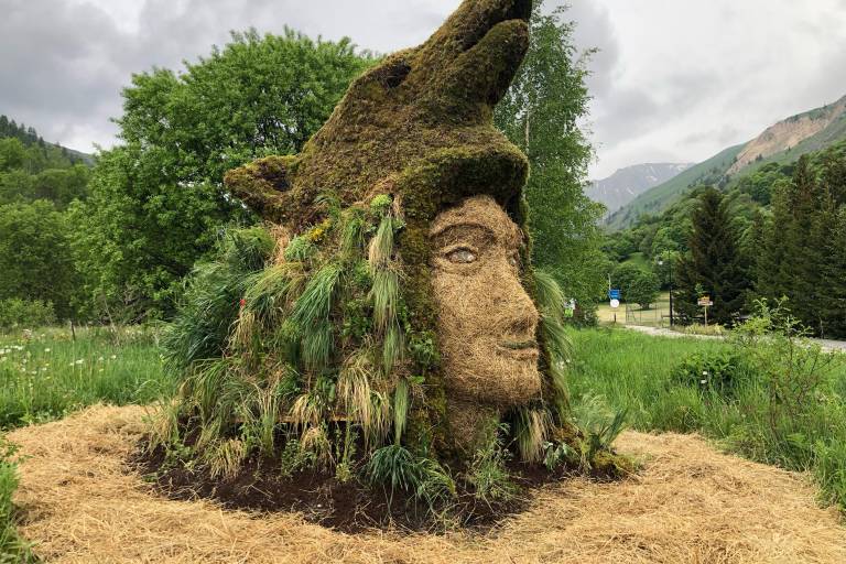 Plant sculpture in Valloire image1