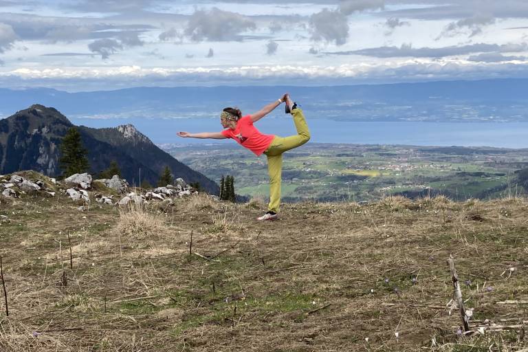 Randonnée pédestre encadrée avec Martine et Audrey : spéciale yoga image2