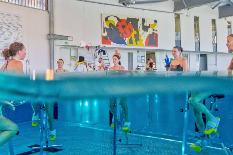 Cours collectifs : Aquabike image1