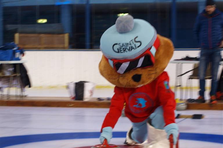 Découverte du Curling image1
