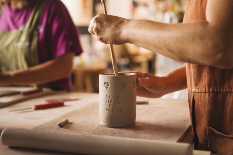 Cours de poterie : modelage image2