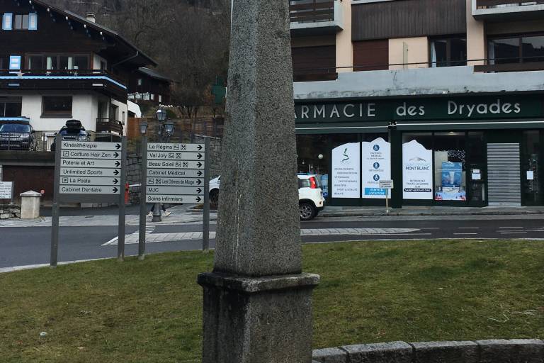 Croix square Maurice Martel image2