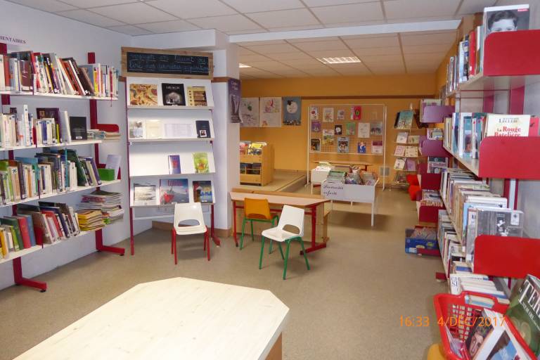 Bibliothèque les Villards-Sur-Thônes image1