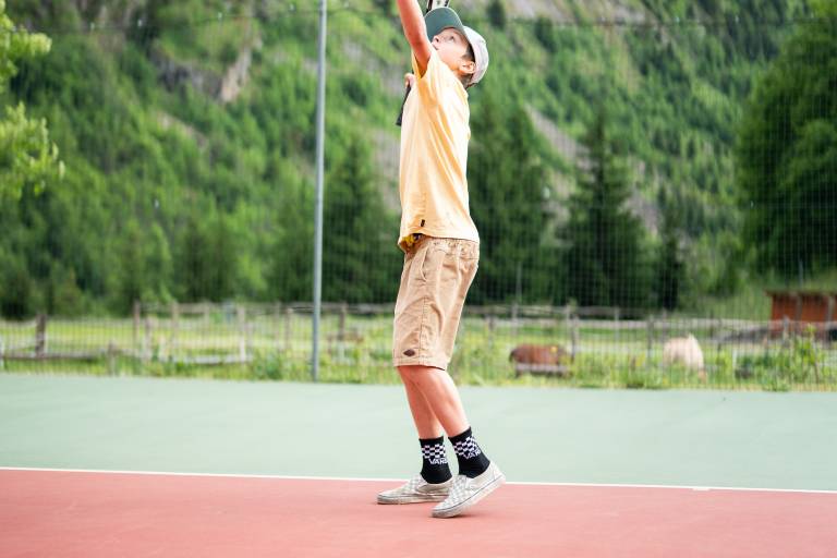 Tennis and multi-sports courts image1