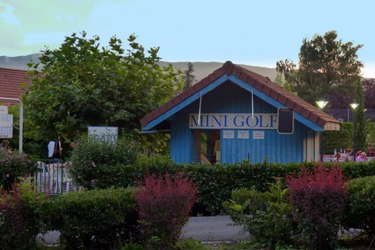 Mini-Golf image1
