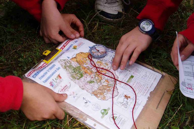 Snowshoe orienteering by Sports Loisirs Animation image1