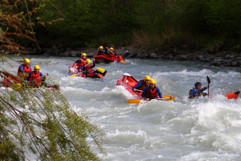 Descente découverte en rafting avec Ecolorado Rafting image1