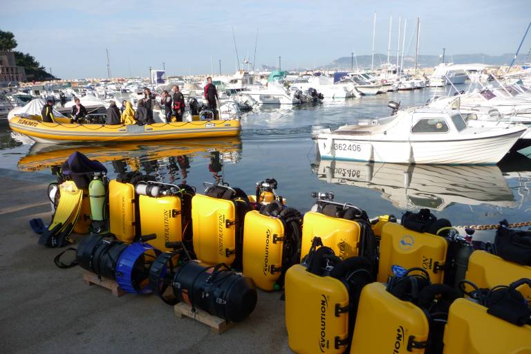 Supervised or independent diver trainings - Azur Plongée image1