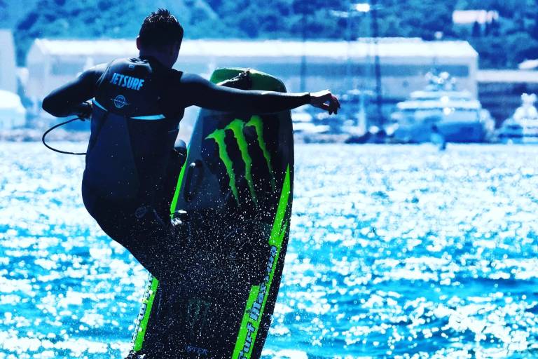 Cours de jet surf - Jet surf Massilia image1