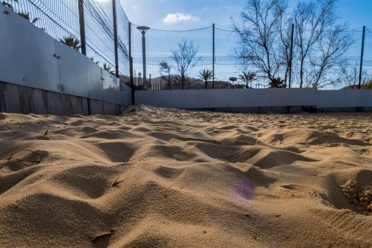 Beach volleyball court image2