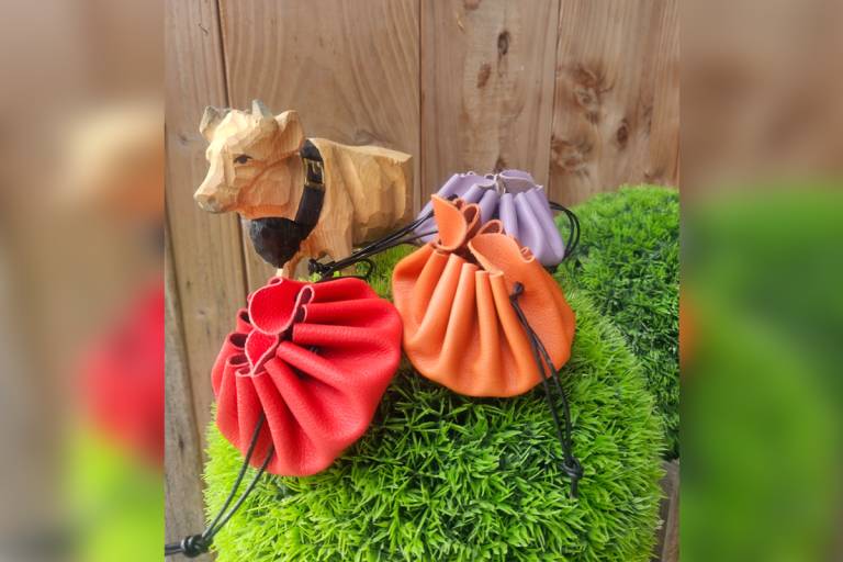 Atelier création d'une bourse en cuir ou d'un lance-pierre image1