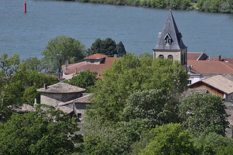 Saint-Vallier-sur-Rhône image1