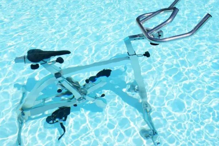 Aquabike image1