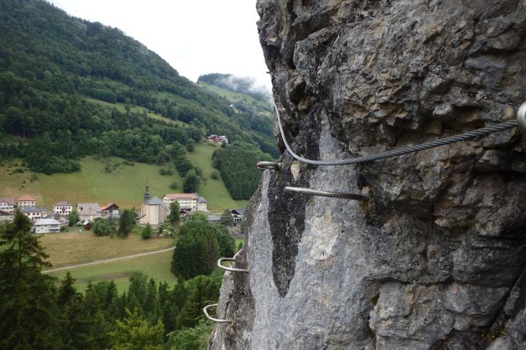 Via Ferrata - La Grotte de Cristal image1