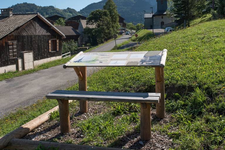 Sentier pédestre : à la découverte du village de la Vernaz image2