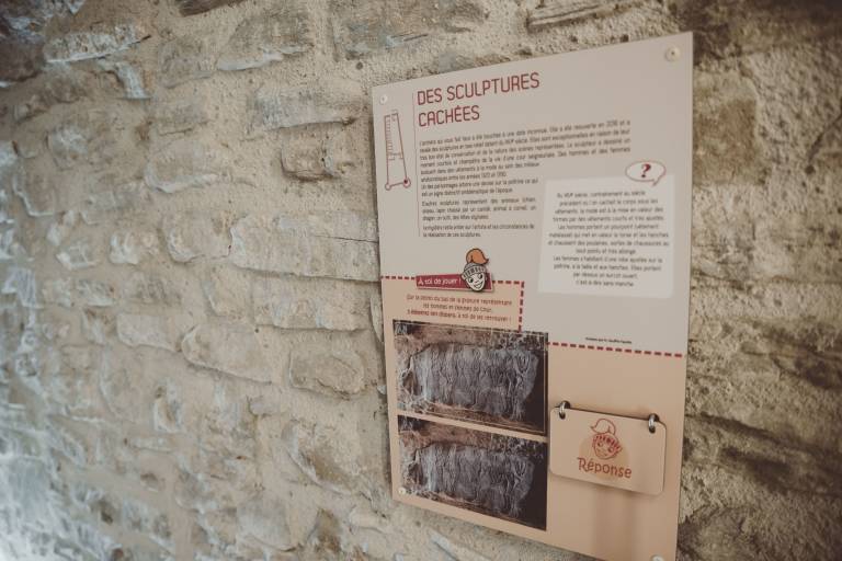 Parcours d'interprétation ludique du château - Balade à pieds image1